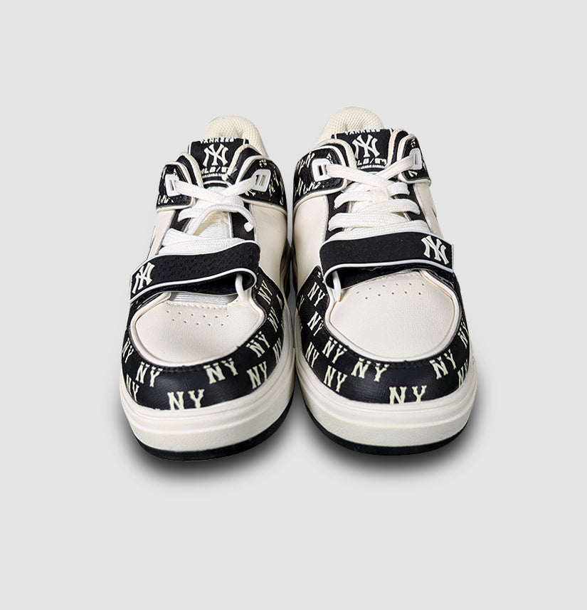 MLB New York Yankees Unisex Sneakers – White/Black Classic Street Style