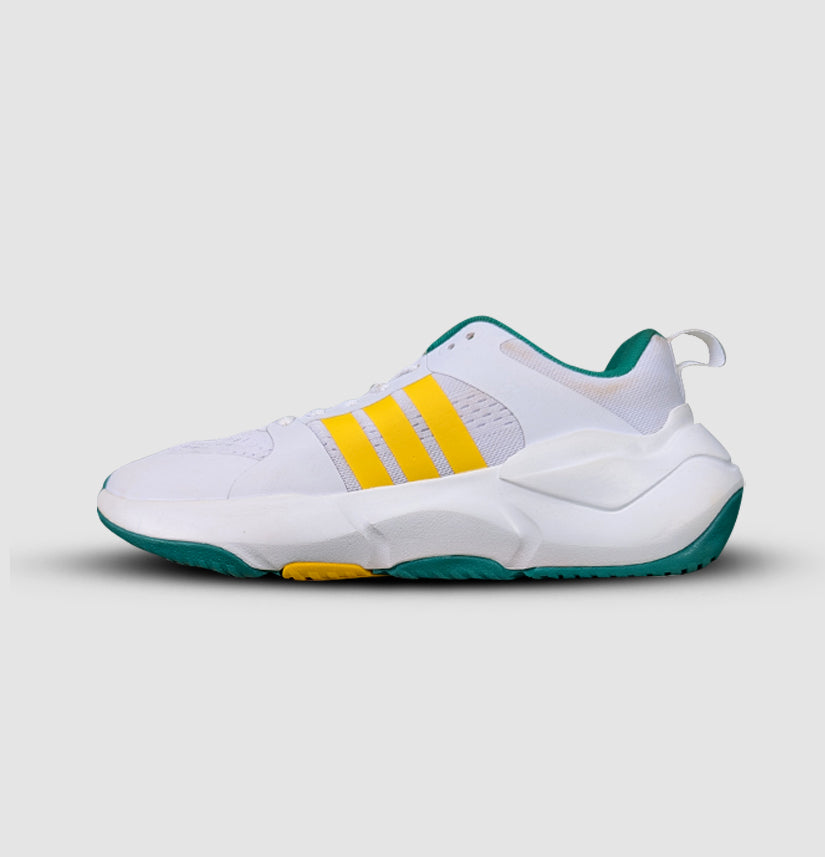 Adidas Lightstrike Pro in White with Yellow stripes – men’s running shoes designed for speed, lightweight comfort, and bold style.