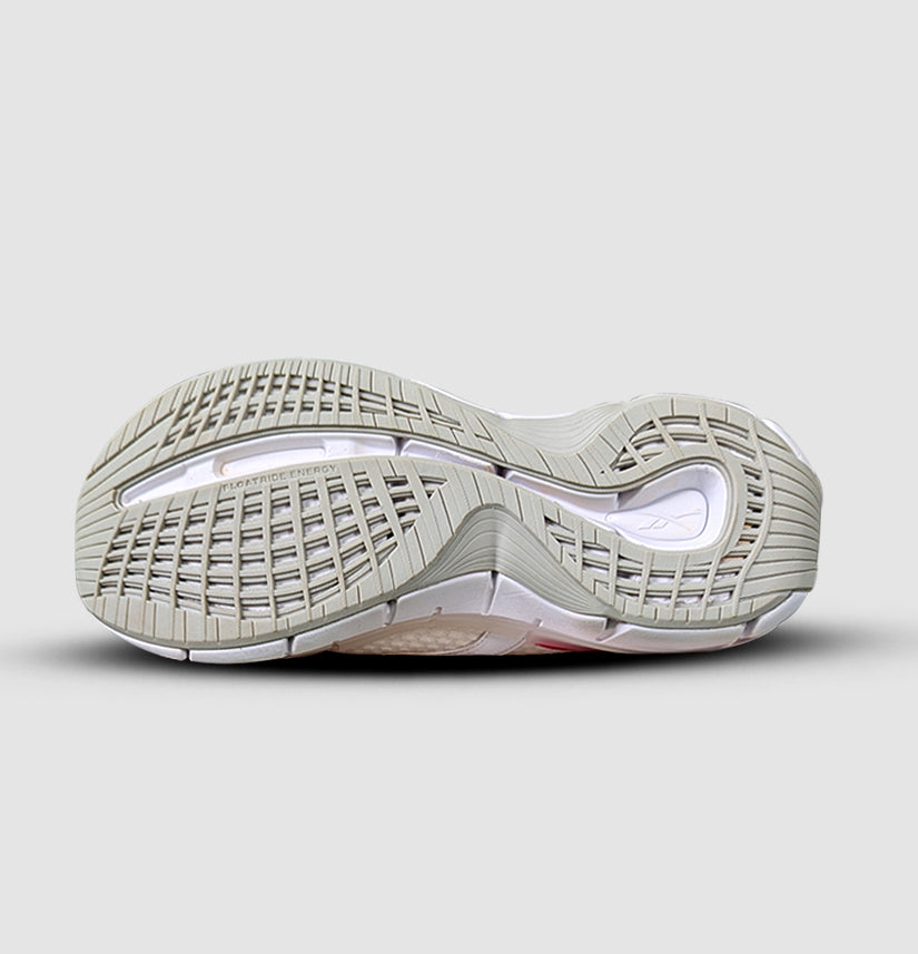 Reebok Zig Kinetica 2.5 Unisex Sneakers – White/Blue/Red Performance Style