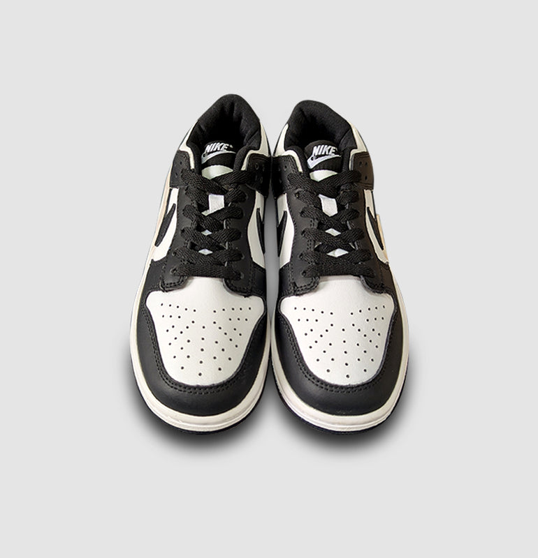 Dunk Low Retro Panda